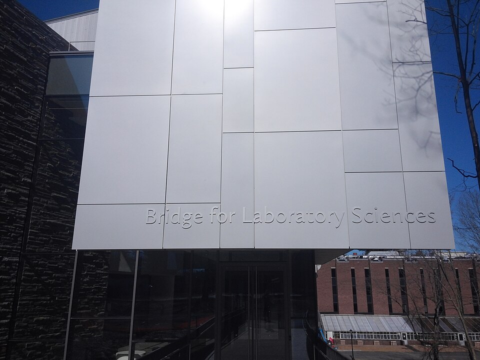 Bridge for Laboratory Sciences entrance south, March 2016.jpg